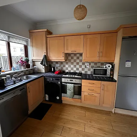 - Millfield * Newbridge (Kildare)